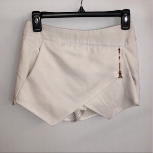 White Skort from Nastgal